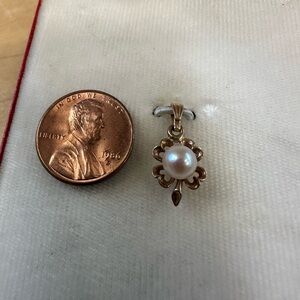 Vintage Michèle Originals 14k Gold Cultured Pearl 4 Leaf Clover Shamrock Pendant